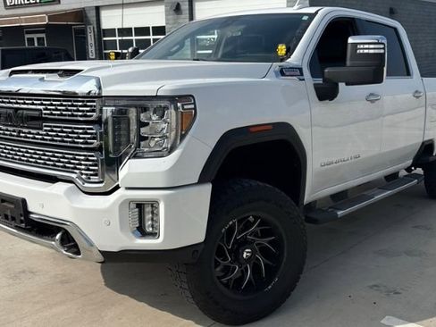 Used 2020 GMC Sierra 2500 Denali w/ Denali Ultimate Package image 1