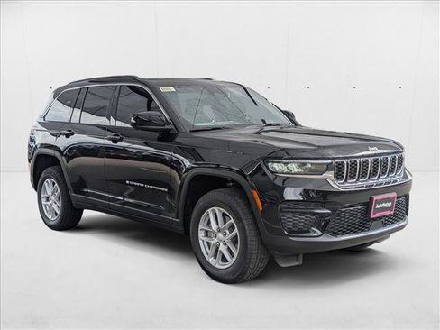 New 2025 Jeep Grand Cherokee Laredo X w/ Luxury Tech Group I image 6