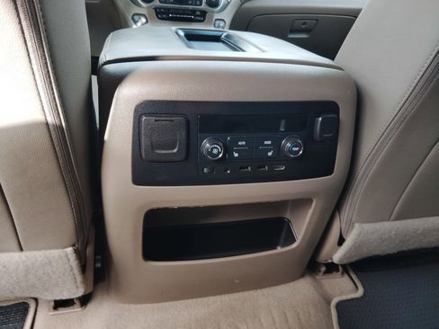 Used 2020 GMC Yukon SLT w/ Open Road Package image 27