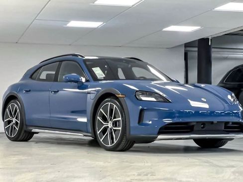 New 2025 Porsche Taycan 4S image 30