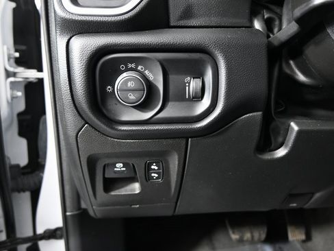 Used 2022 RAM 1500 Big Horn image 23