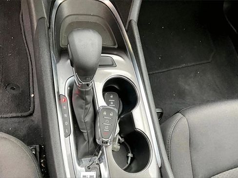 Used 2023 Chevrolet Malibu LT image 18