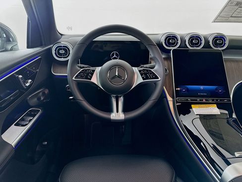 New 2026 Mercedes-Benz GLC 300 image 25