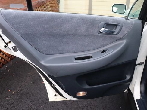 Used 2001 Honda Accord LX image 46