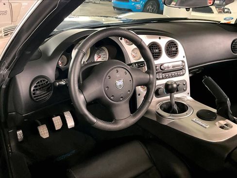 Used 2005 Dodge Viper SRT-10 RWD image 17