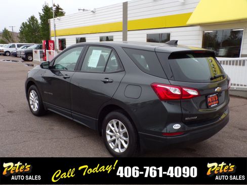 Used 2019 Chevrolet Equinox LS image 2
