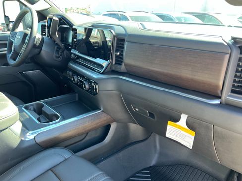 New 2026 Chevrolet Silverado 2500 High Country w/ High Country Premium Package image 24