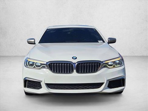 Used 2018 BMW M550i xDrive image 2