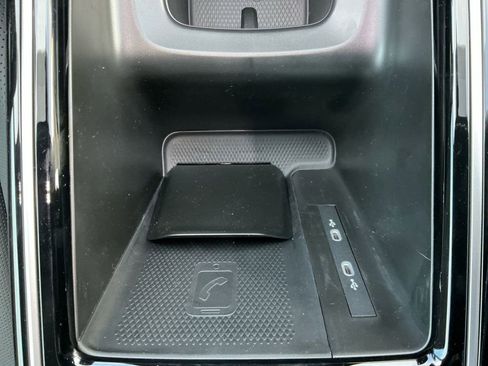 New 2026 Volkswagen ID.4 Pro S Plus image 17