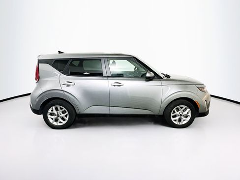 Used 2025 Kia Soul LX w/ LX Technology Package image 10