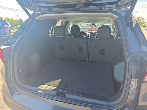 Used 2023 Chevrolet Equinox LT w/ Driver Convenience Package image 8