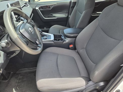 Used 2024 Toyota RAV4 LE AWD/4WD image 21