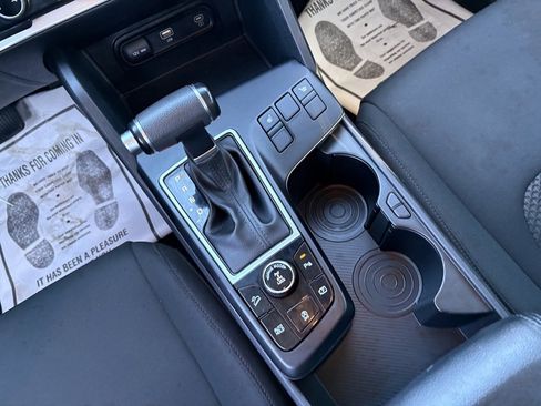 Used 2023 Kia Sportage LX image 29