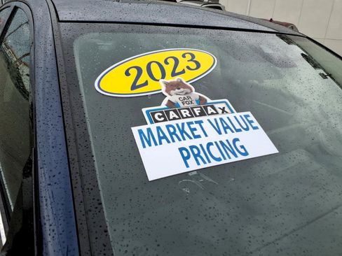 Used 2023 Nissan Altima 2.5 SR w/ SR Premium Package image 9