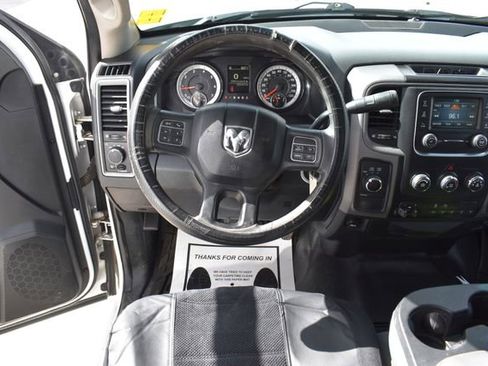 Used 2018 RAM 2500 Tradesman w/ Chrome Appearance Group AWD/4WD image 18