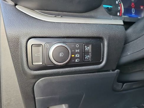 Used 2023 Ford Explorer XLT w/ Equipment Group 202A RWD image 24