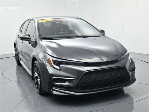 Certified 2023 Toyota Corolla SE image 2