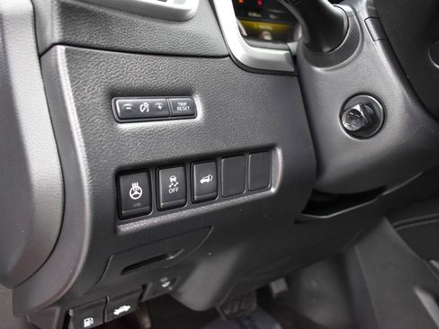 Used 2018 Nissan Murano Platinum FWD image 42