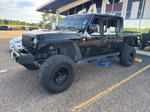 Used 2020 Jeep Gladiator Sport w/ Quick Order Package 24S AWD/4WD image 10