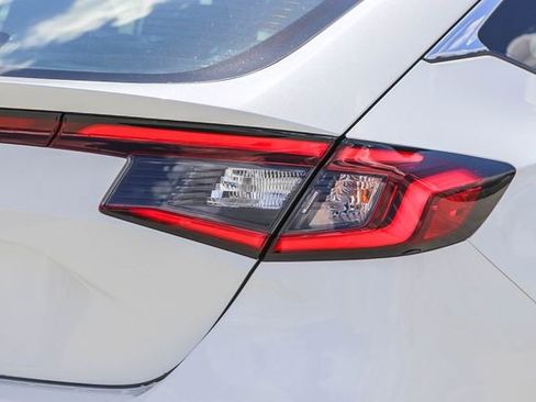 Used 2024 Honda Civic LX image 11