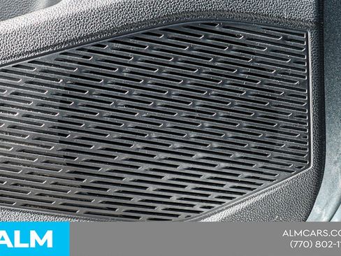 Used 2024 Volkswagen Jetta SE image 47