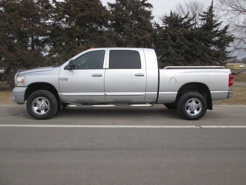Used 2008 Dodge Ram 2500 Truck Laramie w/ Protection Group AWD/4WD image 12