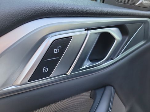 Used 2021 BMW M4 Competition w/ Executive Package image 12