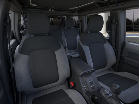 New 2025 Ford Bronco Big Bend image 10