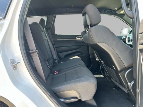 Used 2020 Jeep Grand Cherokee Laredo AWD/4WD image 17