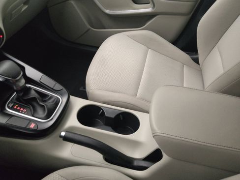 Used 2020 Kia Soul LX FWD image 26