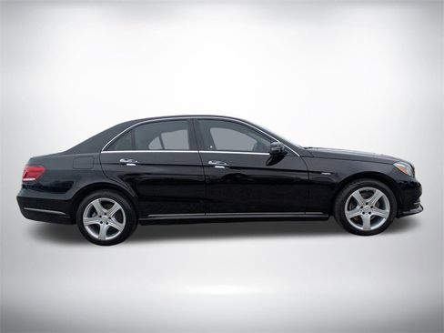 Used 2016 Mercedes-Benz E 350 Sedan image 2