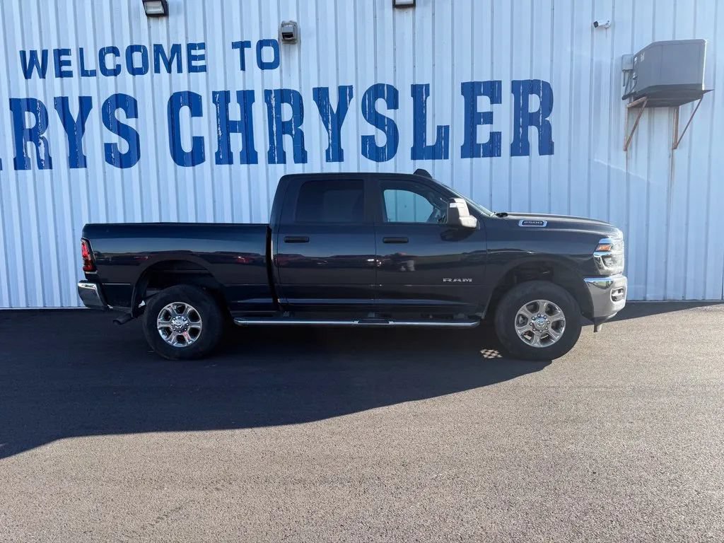 Used 2026 RAM 2500 Big Horn AWD/4WD image 10