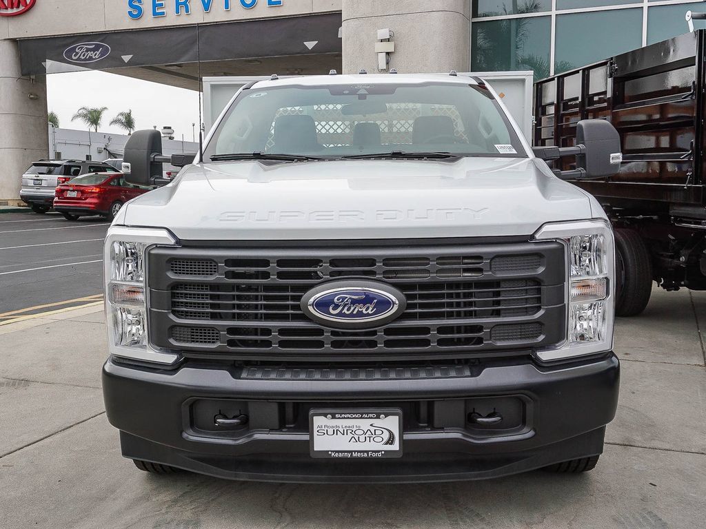New 2025 Ford F350 XL RWD image 2