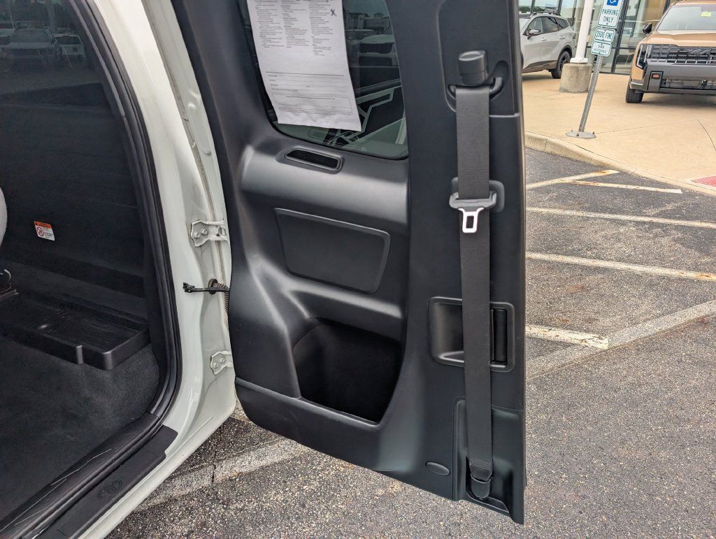 Used 2022 Toyota Tacoma SR RWD image 14