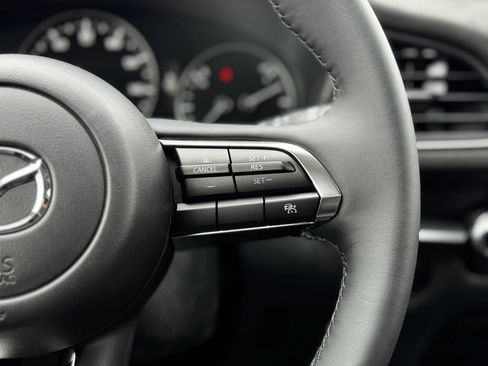 New 2025 MAZDA CX-30 Carbon image 28