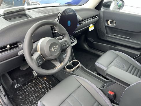 Used 2025 MINI Cooper S image 11