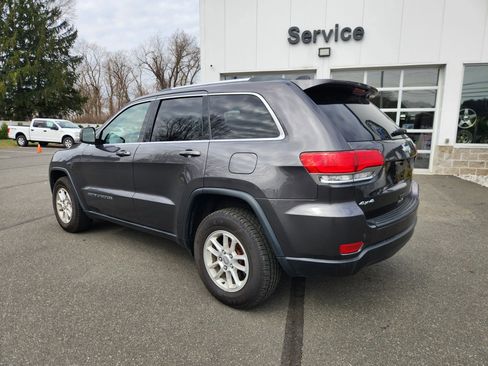 Used 2018 Jeep Grand Cherokee Laredo image 9