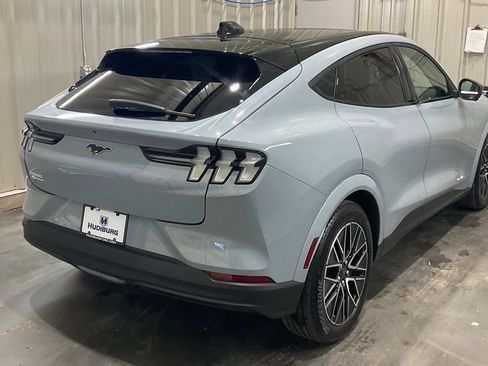 Used 2025 Ford Mustang Mach-E Premium AWD/4WD image 25