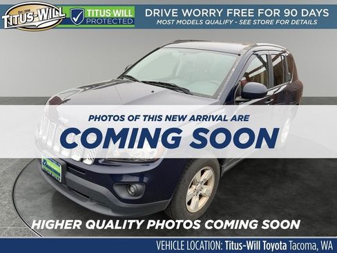 Used 2016 Jeep Compass Latitude FWD image 2