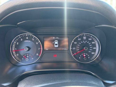 Used 2022 Kia Forte GT FWD image 10