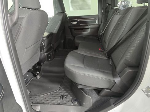 New 2026 RAM 3500 Big Horn AWD/4WD image 24