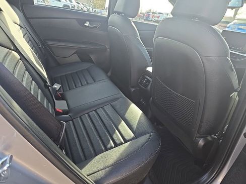 Used 2024 Kia Forte GT-Line w/ GT-Line Premium Package image 29