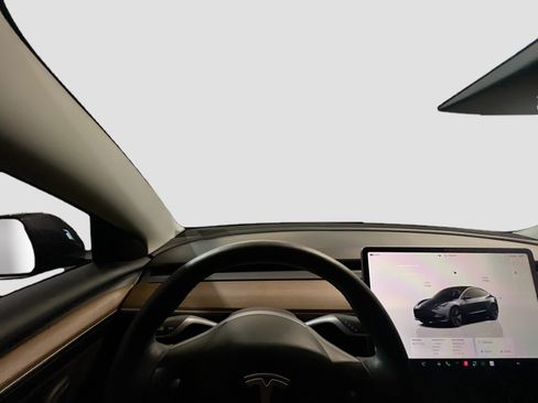 Used 2023 Tesla Model 3 Standard Range RWD image 7