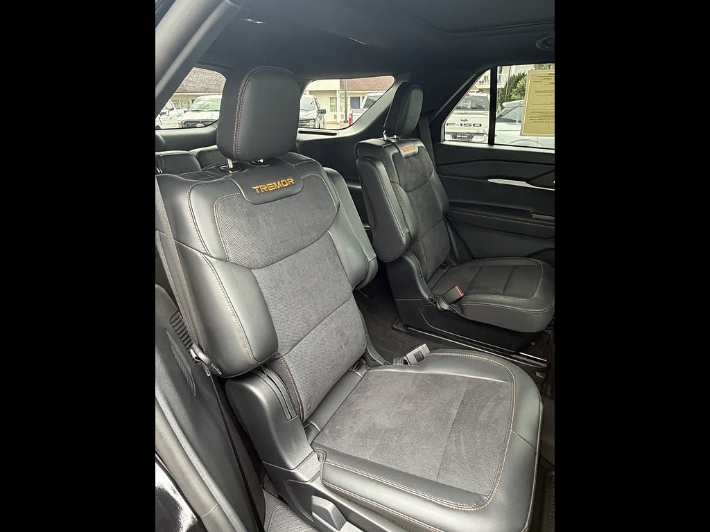 Used 2026 Ford Explorer Tremor w/ Tremor Ultimate Package AWD/4WD image 14