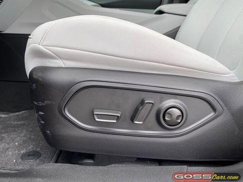 New 2026 Jeep Cherokee Limited image 26