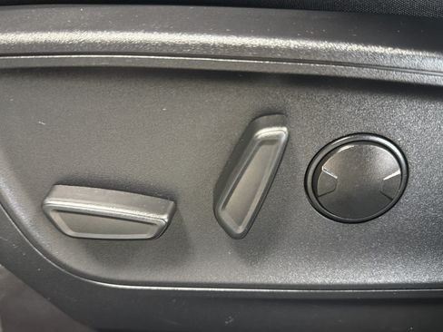 Used 2024 Ford Escape Active AWD/4WD image 21