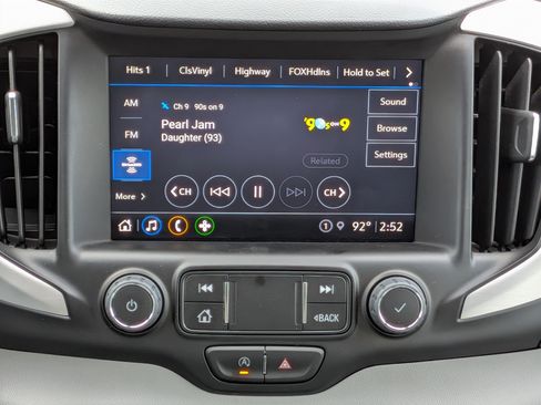 Certified 2023 GMC Terrain SLT FWD image 19