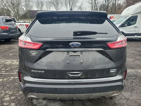 Used 2020 Ford Edge SEL w/ Cold Weather Package image 5