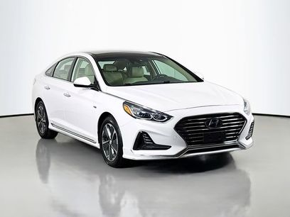 Used 2018 Hyundai Sonata Limited w/ Ultimate Package 02