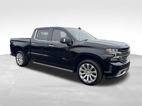 Used 2022 Chevrolet Silverado 1500 High Country w/ Technology Package AWD/4WD image 7